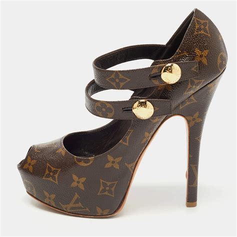 Louis Vuitton Monogram Fetish Pumps .